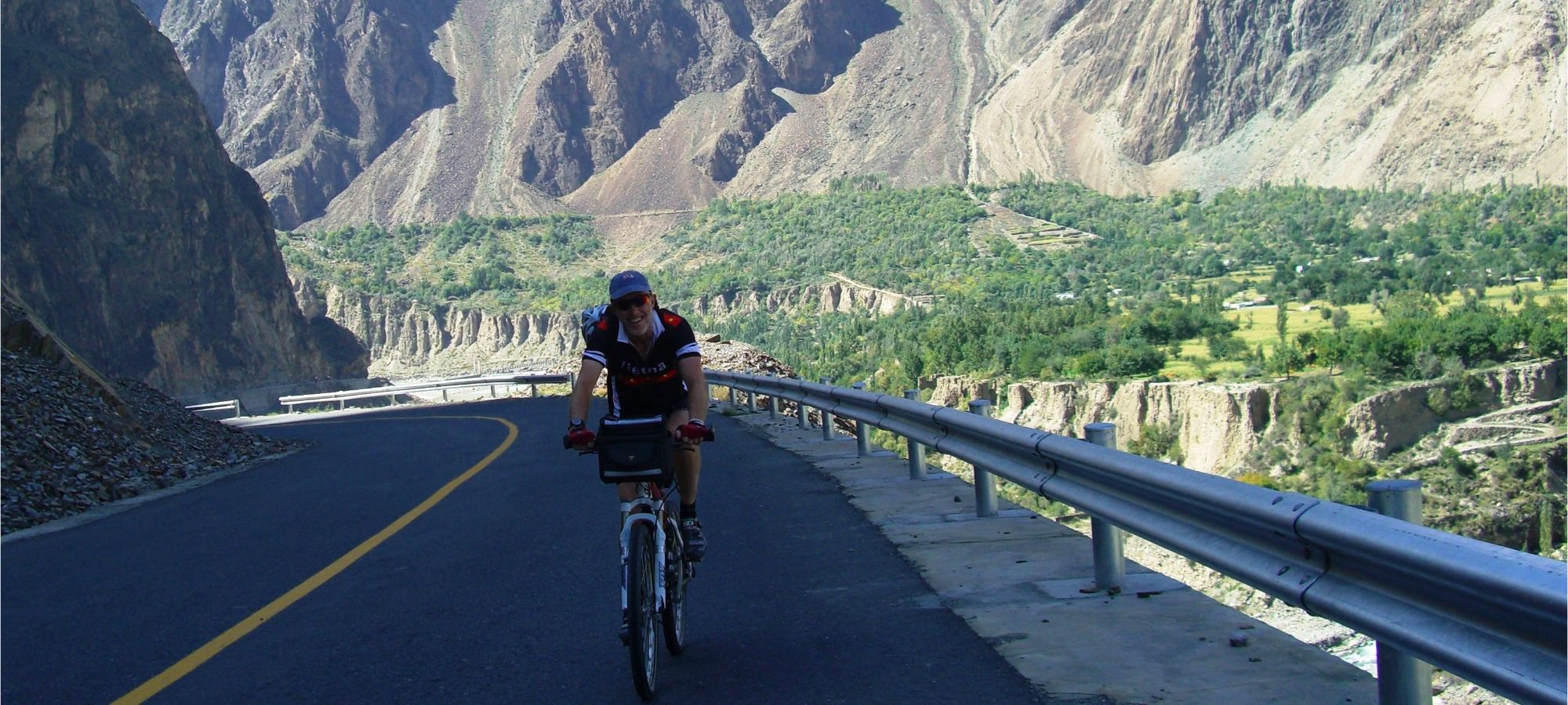 Cycling Skardu to Gilgit