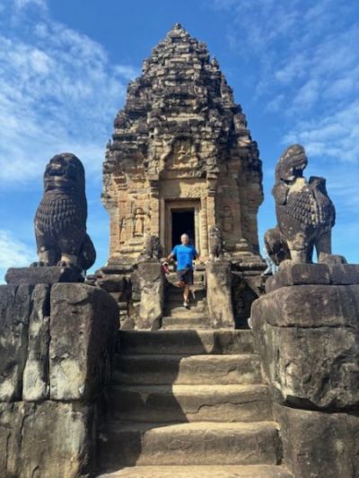  Kevin Jamieson Cycling on the  tour with redspokes