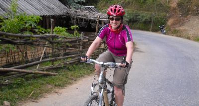 Nicola Webb Cycling on the tour with redspokes Nicola Webb Cycling on the tour with redspokes
