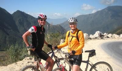 Sarah and John Blyth Cycling on the tour with redspokes Sarah and John Blyth Cycling on the tour with redspokes