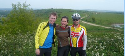 Maria Mellinas-Gomez Cycling on the tour with redspokes Maria Mellinas-Gomez Cycling on the tour with redspokes